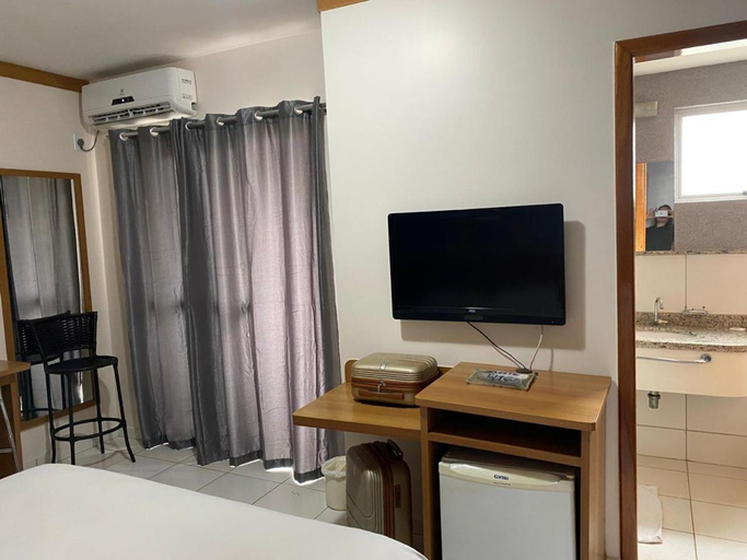 Bedroom 2, Golden Dolphin Grand Hotel, Caldas Novas