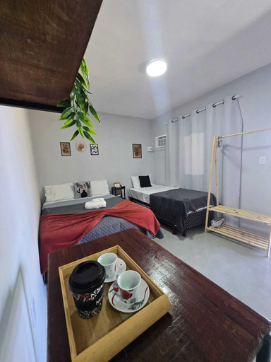 Room 5, Alex Sandro, Rio das Ostras