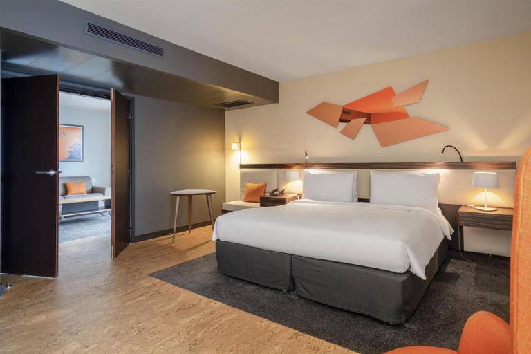 Room 5, Doubletree By Hilton Paris Boulogne, Hauts-de-Seine