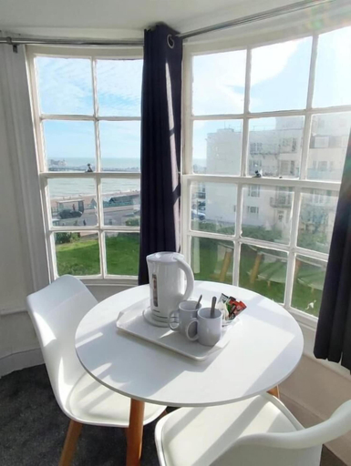 Dining, Central Wave Brighton, Brighton and Hove
