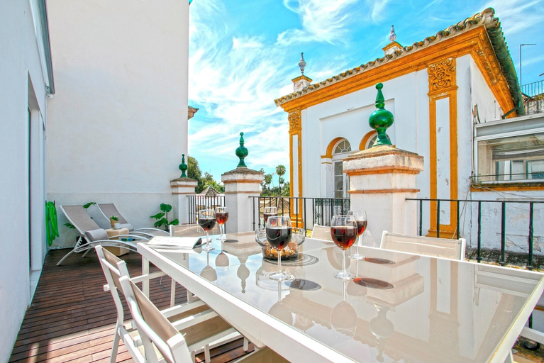 Exterior, Duplex With Terrace in Sta Cruz. Santa Teresa Viii, Sevilla