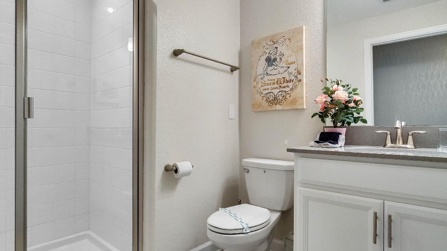 Bathroom 4, Bedrooms 4 Bathrooms Storey Lake 4813 ML, Osceola