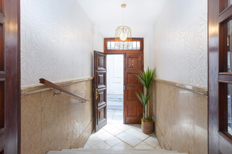 Property entrance, Genteel Home Buensuceso, Granada
