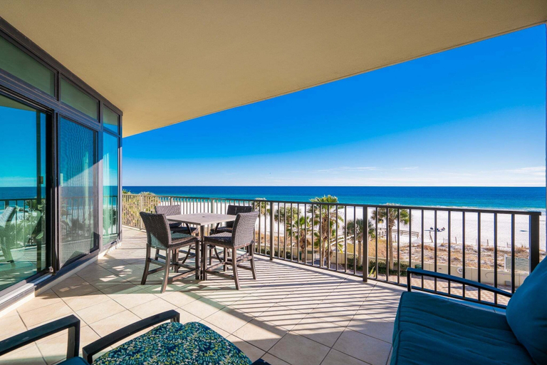 Outdoor dining 3, Phoenix West 302 3 Bedroom Condo, Baldwin