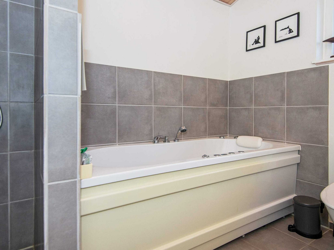 Bathroom, 4 Star Holiday Home in Glesborg, Norddjurs