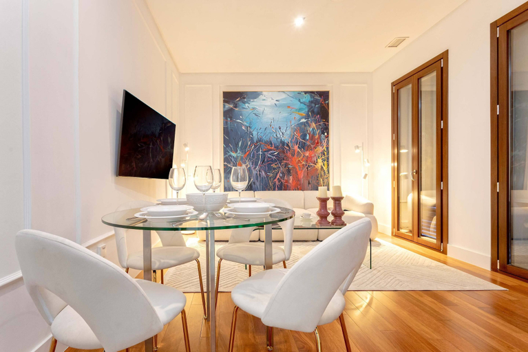 Interior, Modern Apartment in Seville. Corral del Rey II, Sevilla