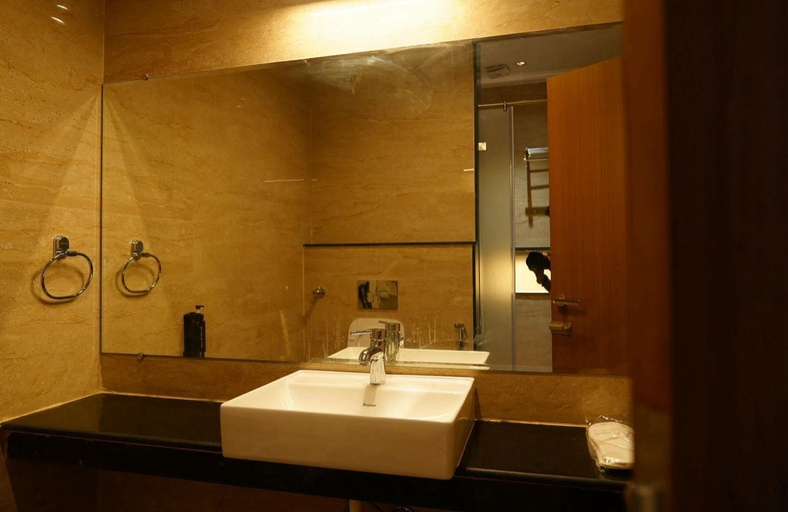 Bathroom, Himayat Grand, Anantapur