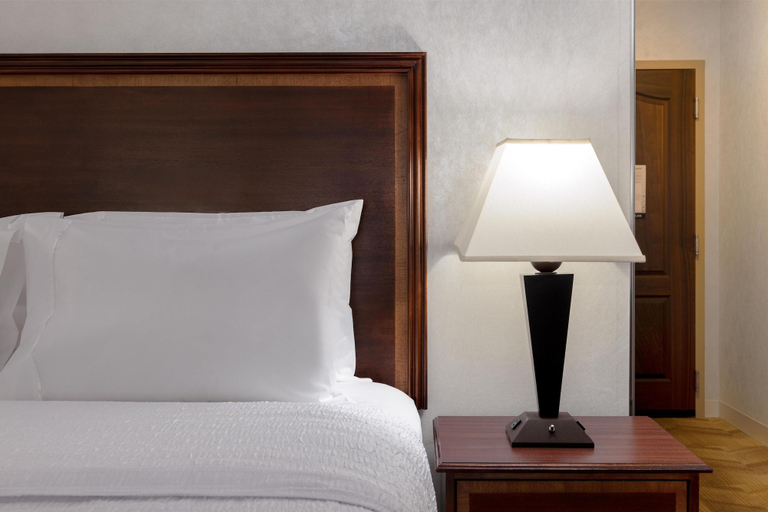 Bedroom 3, Hampton Inn Siloam Springs, Benton