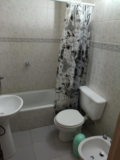 Bathroom 3, Hospedaje 73 M, Rió Chico