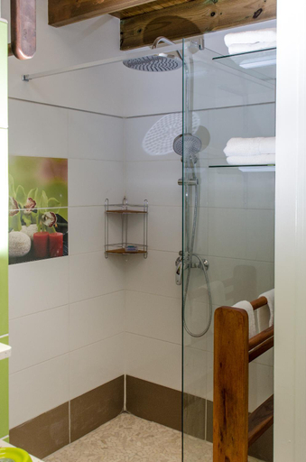 Bathroom, Residence Can' Hibiscus, Le Marin