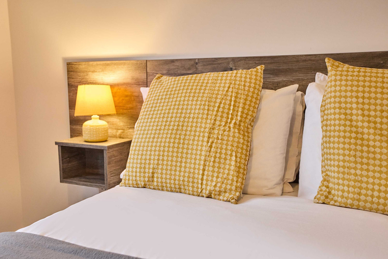 Room 2, Host Stay Sandcastle Apartment, Blackpool