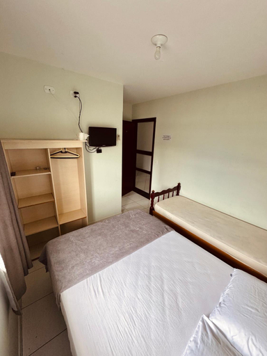 Bedroom 2, Hotel Pousada Pereira, Matinhos