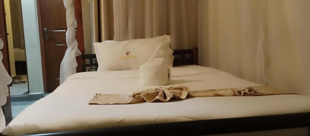 Room 4, New Urbane Hotel, Starehe
