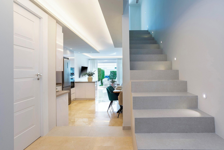 Interior 5, Magnificent 3BD Duplex With Pool. Aloha Golf II, Málaga