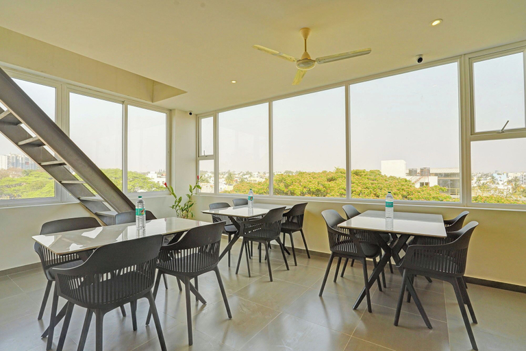Restaurant 4, Fabhotel Global Stay Rajajinagar, Bangalore