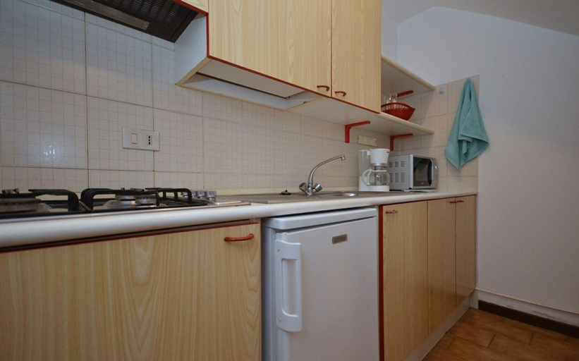 Kitchen 2, Comfortable and Relaxing Vacation Home in Lignano, Udine