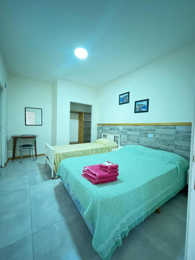 Bedroom 3, Hotel Riviera, La Costa
