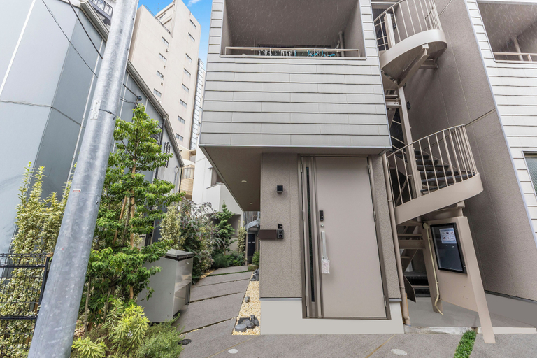 Exterior & Views 2, Nishi-Shinjuku Apartment, Shibuya