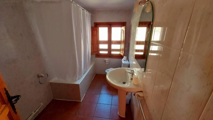 Bathroom 4, Camping Solau, Lleida