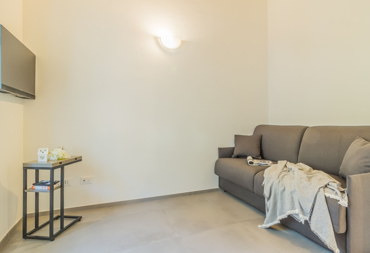 Room 3, C Magnolia Appartamento 4, Lecco