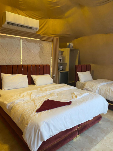 Bedroom 2, Desert Stars Bubble Camp Wadi Rum, Quaira