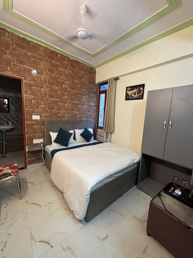 Room 2, Hotel Ayodhya Heritage Grande, Faizabad