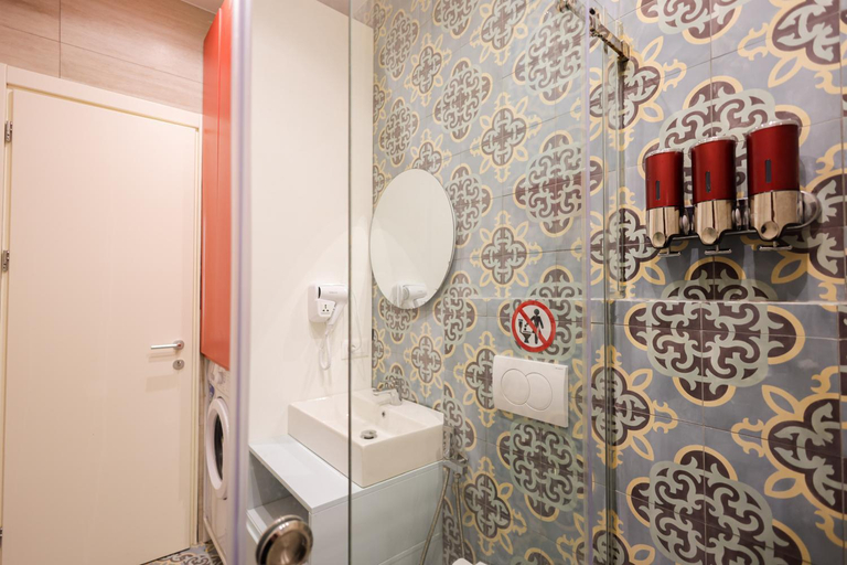 Bathroom 2, Heart Of Durres Apartments, Durrësit