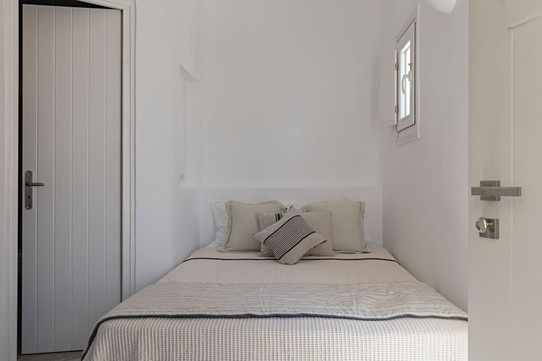 Room 3, Casa Grande Santorini, South Aegean
