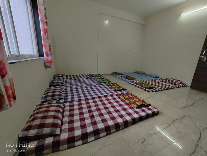 Bedroom 3, Aadishkti bhakt nivas only for family, Osmanabad