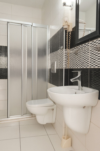 Bathroom 5, Ferah Hotel, Gebze