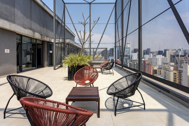Terrace/patio 2, StayHome Frei Caneca Rooftop Gym Jacuzzi, São Paulo