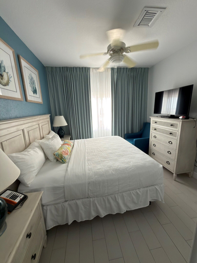 Bedroom 3, Morritt's Grand