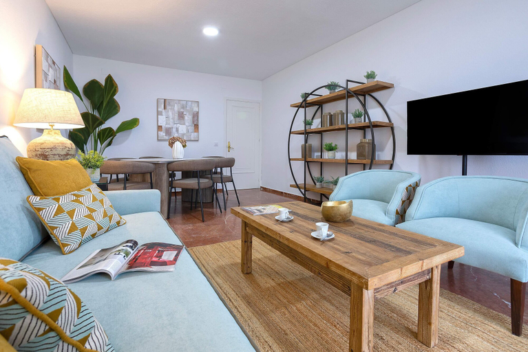 Living area 3, Spectacular Apartment in Cordoba Center. Avenida America, Córdoba