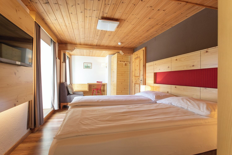 Room 2, Meisser Lodge, Inn