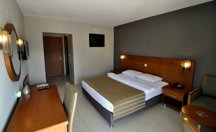 Bedroom 5, Surtel Hotel, Kuşadası