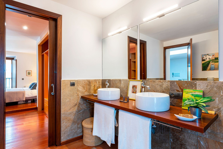 Bathroom 3, Genteel Home Puerta Real, Sevilla