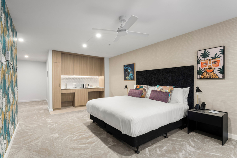 Bedroom 4, TRYP by Wyndham Southport Gold Coast, Gold Coast