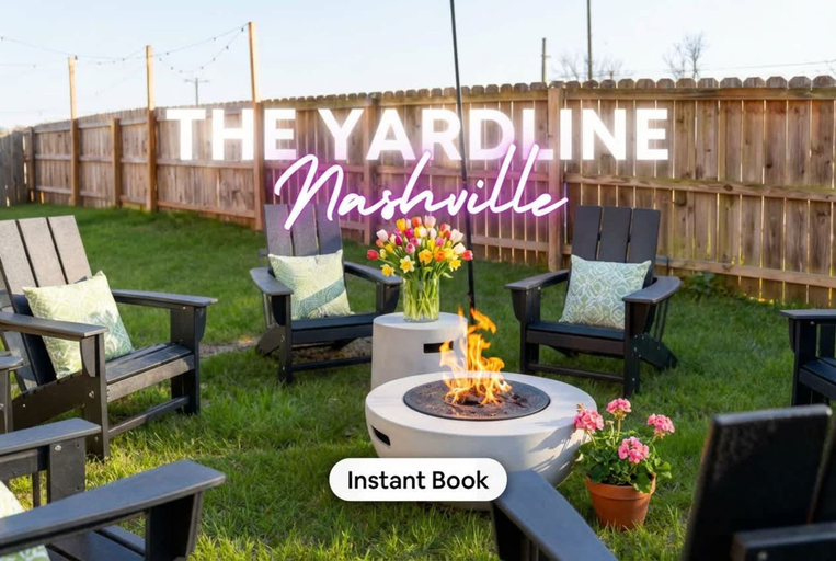 Room 2, Game Room Balcony Backyard Near Downtown Nash, Davidson