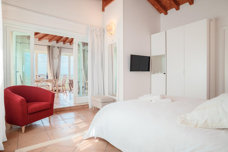 Bedroom 2, Villa Mancuso De Gaetani, Messina