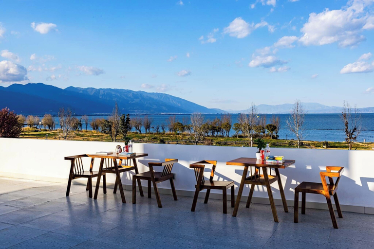Outdoor dining 2, Dali Haohai Yueju Seascape Guest House, Dali Bai