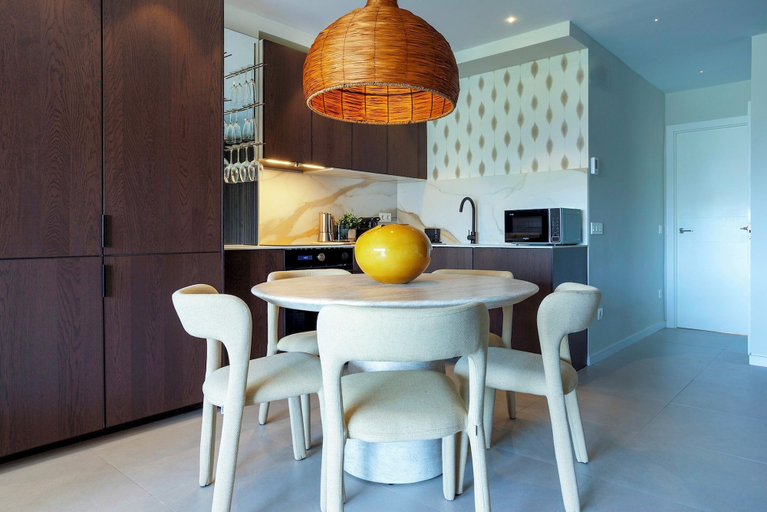 Interior 4, Amazing 3BD apt and Pool. Señorío de Aloha, Málaga
