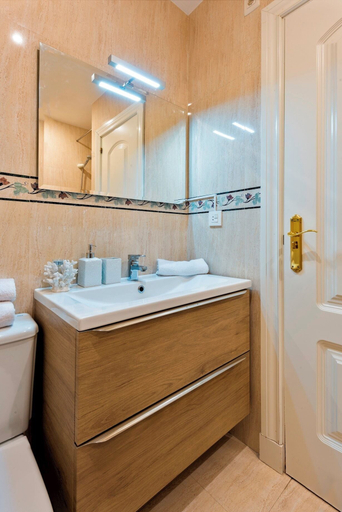Bathroom, Genteel Home Reyes Católicos, Granada