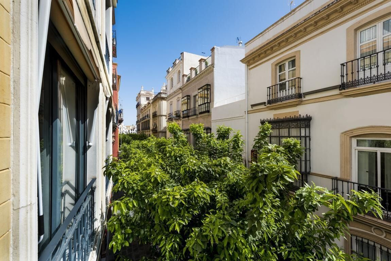 Others 4, Genteel Home Vinuesa II, Sevilla
