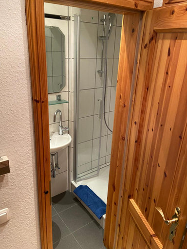 Bathroom 3, Das Loreley Weinstuebchen, Rhein-Lahn-Kreis