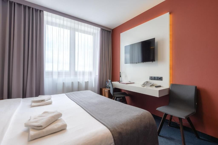 Bedroom 3, Terminal Hotel, Środa Śląska