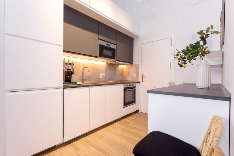 Private kitchen 4, Genteel Home Pajaritos IV, Sevilla