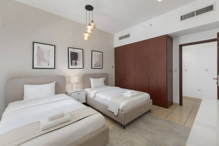 Room 4, Cozy JBR 2BR Retreat Steps to the Beach The Walk, Dubai