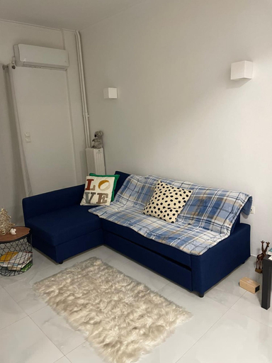 Room 3, Grandma s House, Attica