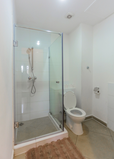 Bathroom 5, Accra Luxury Apartments @ Clifton Place, Accra