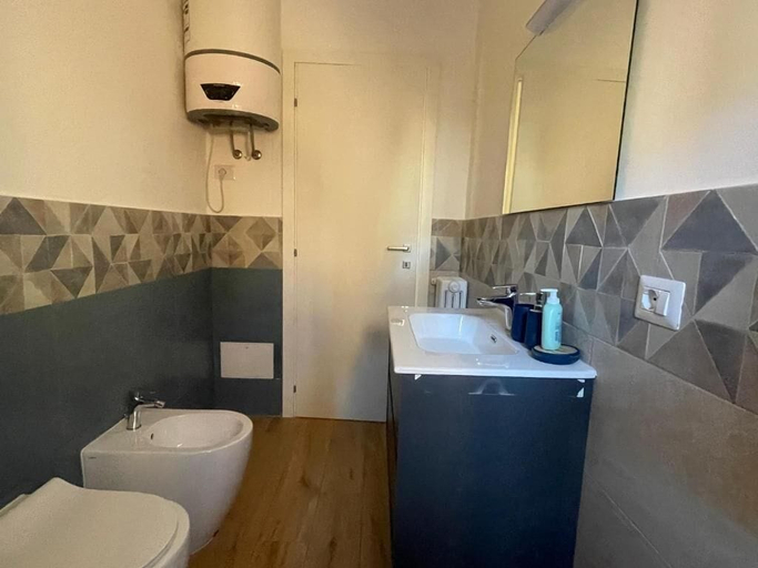 Bathroom 2, Imperatore suites, Roma
